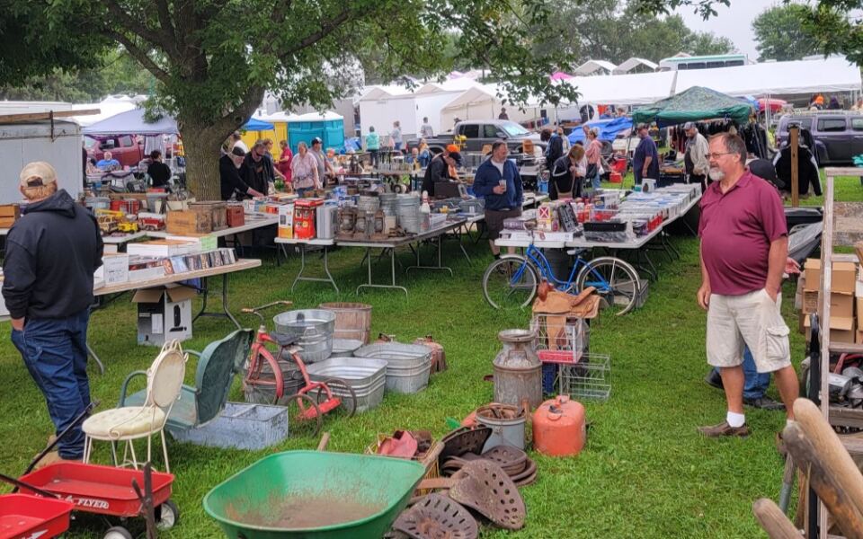 This Minnesota Flea Market Has Been A Treasure Hunter’s Paradise Since 1970