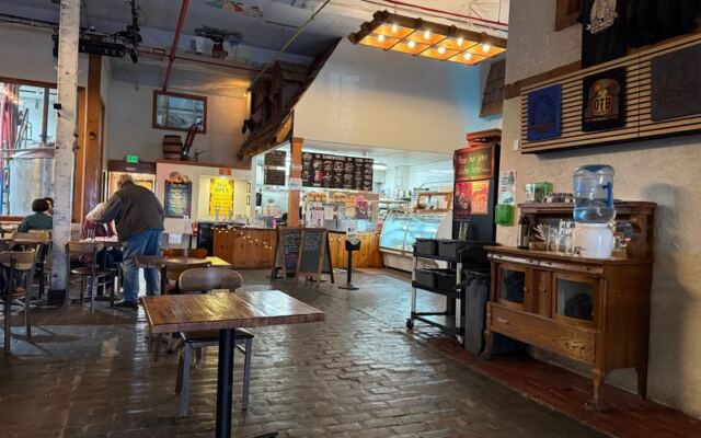 This Old-School Oregon Deli Is So Good Locals Half-Hope Outsiders Never Find It