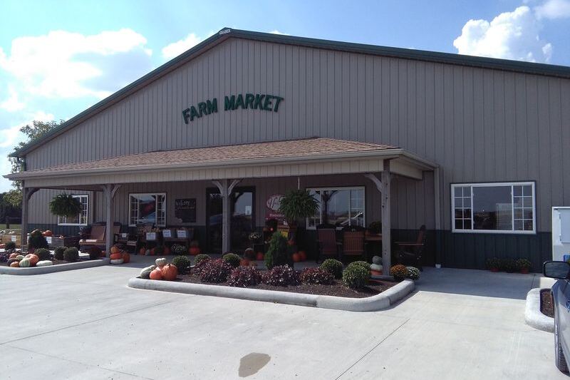 This Amish Country Grocery Store In Illinois Makes Homemade Sandwiches Locals Want To Keep Secret
