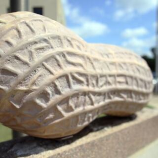 Pops Aside, the World’s Largest Peanut Monument Is a Real Oklahoma Detour Worth Taking