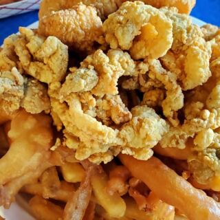 The Fried Clams at This Massachusetts Seafood Shack Spill Right Over the Edge of the Basket