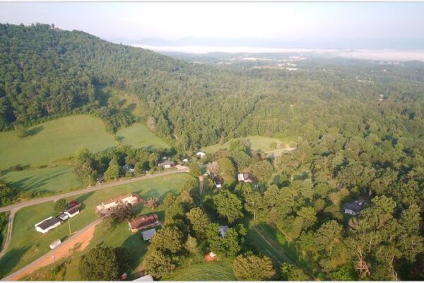 Everyone Piles Into Asheville, but This Slower North Carolina Mountain Town Feels Like a Hallmark Movie