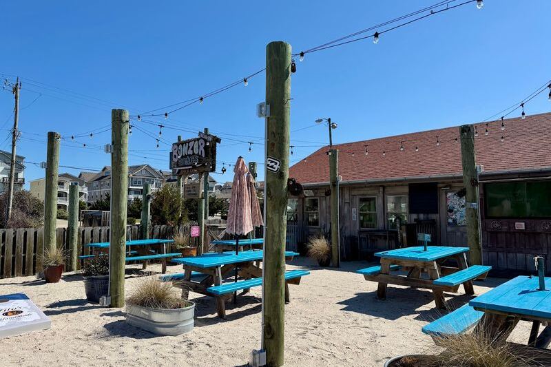 This Barefoot North Carolina Surf Bar Serves Adult Milkshakes While Surf Videos Roll Overhead