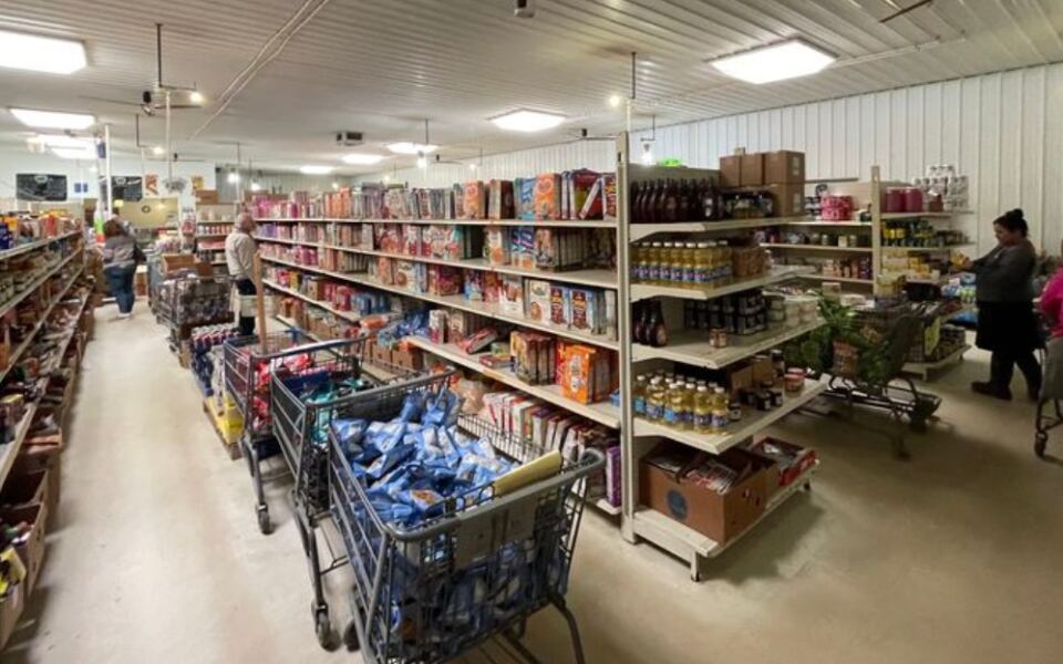 This Amish-Run Discount Grocery in Losantville, Indiana Makes Sandwiches to Order at Prices That Shock Shoppers