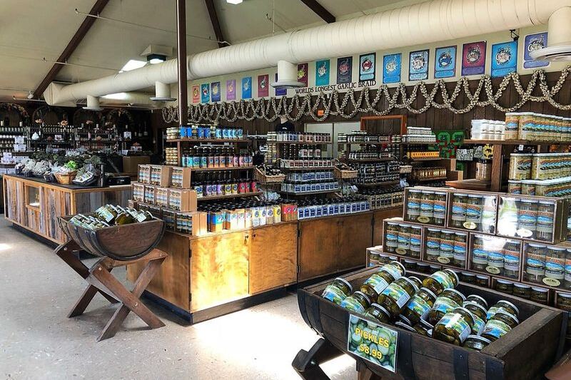 Gilroy’s Garlic Farm Stand Lets You Sample Garlic Ice Cream, Pickles, and Spreads Before You Buy