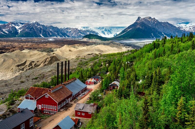 15 Remote American Towns That Feel Completely Cut Off From The World