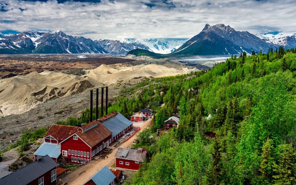 15 Remote American Towns That Feel Completely Cut Off From The World