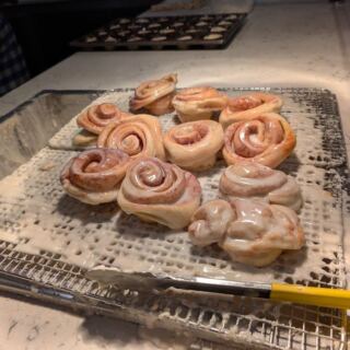This Florida Gem Bakes More Than 1,000 Famous Cinnamon Rolls Every Single Day in Port Orange