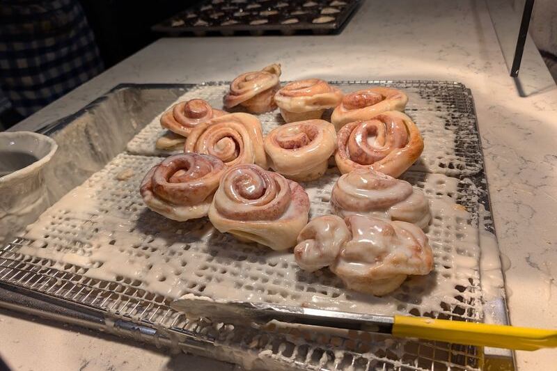 This Florida Gem Bakes More Than 1,000 Famous Cinnamon Rolls Every Single Day in Port Orange