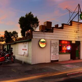 This Cash-Only Reno Bar Has Been Serving Italian Comfort Food and Pizza Since 1937