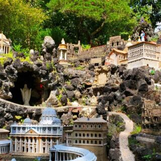14 Handmade Worlds Created by One Person Over a Lifetime