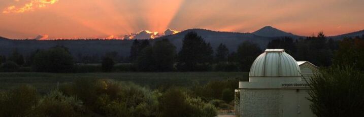 This Oregon Observatory Shows You Stars So Bright You’ll Forget What City Lights Look Like