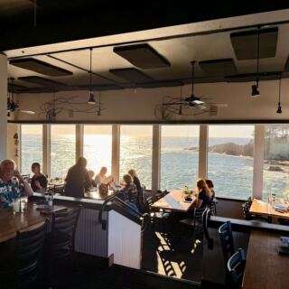 This Cliffside Oregon Restaurant Lets You Watch 40-Ton Whales Drift By While You Eat Clam Chowder
