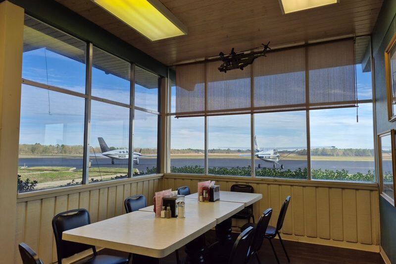 At This Texas Airport Cafe You Can Eat Breakfast Outside While Small Planes Taxi Right Up To Your Table