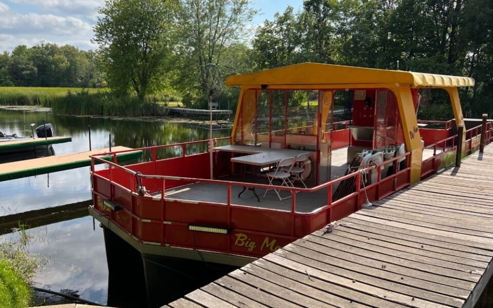 This Tiny Minnesota Town Calls Itself The Little City On The Big Lake