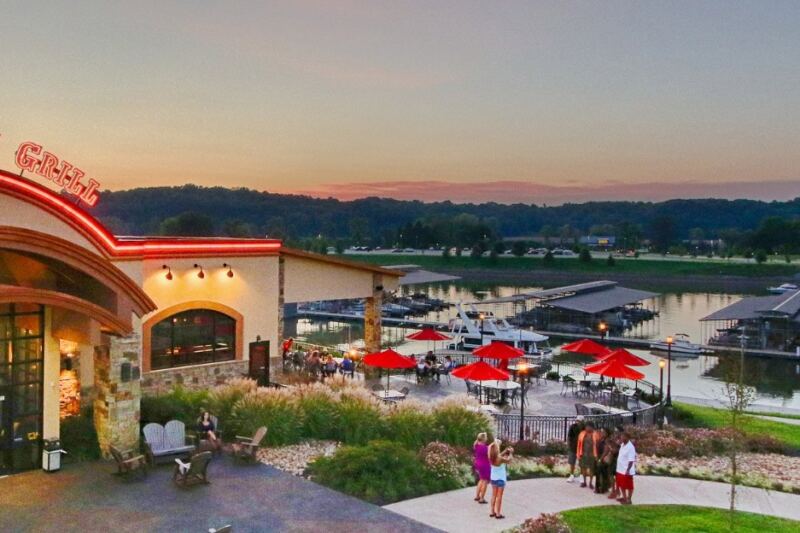 Grab a Plate at These 9 Tennessee Waterfront Restaurants Where Dinner Comes With a River View