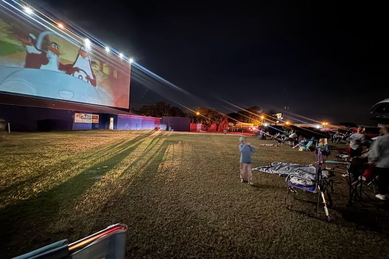 This Central Florida Drive-In Near Ocala Feels Like a Time Machine Straight Back to 1950s Americana