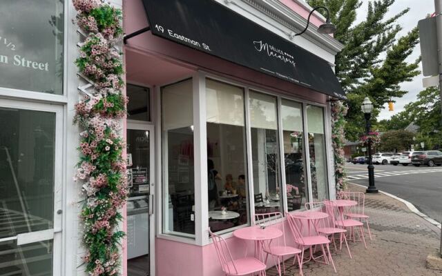 This New Jersey Pastry Shop Makes Macarons And Croissants Feel Like A Little Slice Of France
