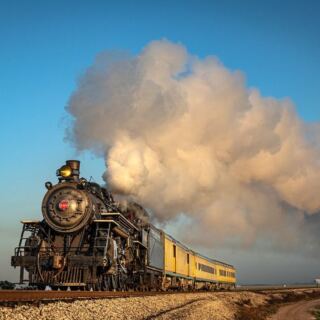 This Florida Steam Train Serves Charcuterie As It Glides Past Sugarcane Fields And Basking Alligators
