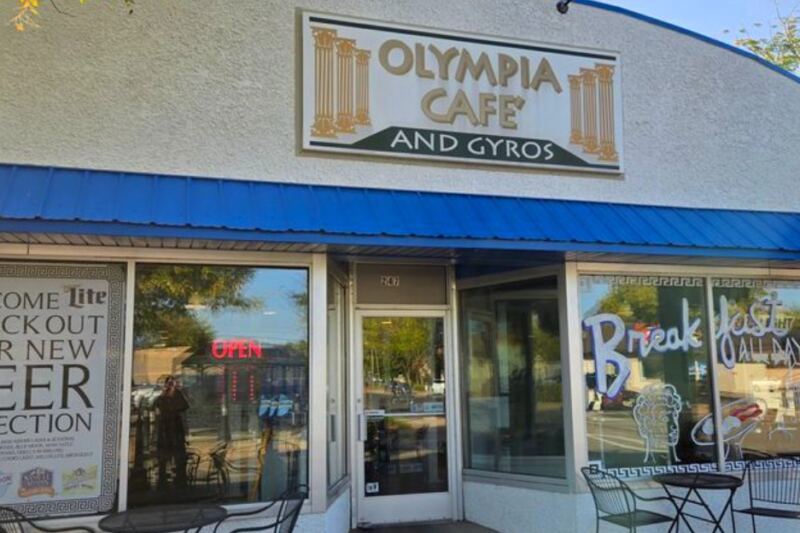 12 Minnesota Restaurants To Visit When You’re Craving Greek Food