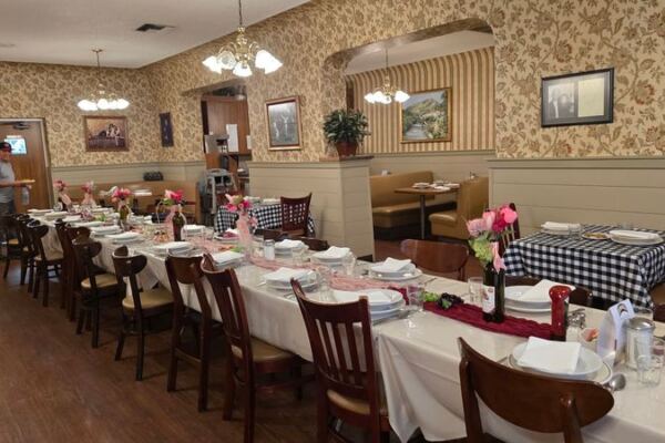 This Bakersfield Basque Restaurant Serves Course After Course Family-Style Until You Push Back From the Table