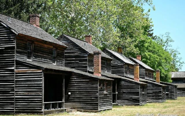 This Haunted New Jersey Village Trail Makes A Fall Walk Feel Like Local Legend