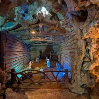 This Free Tennessee Shrine Draws Out-of-State Pilgrims Into a Man-Made Crystal Cave Telling the Life of Jesus
