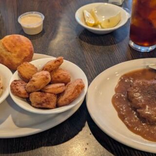 This Kingsport Restaurant Serves Some of the Best Down-Home Cooking Locals Quietly Keep to Themselves