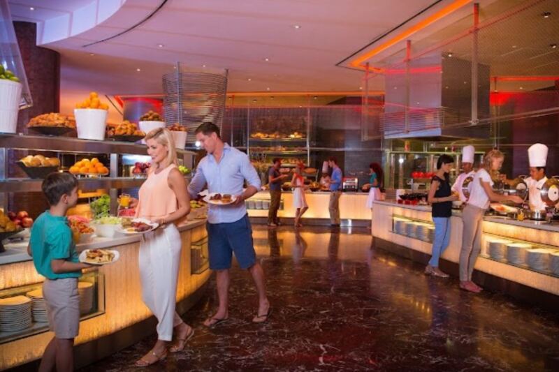 13 Massive Buffets Around the World Worth Experiencing