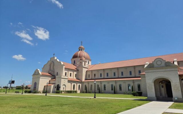 This Oklahoma City Shrine Holds a Martyr’s Remains on Free Grounds You Can Walk to a Hilltop Guadalupe