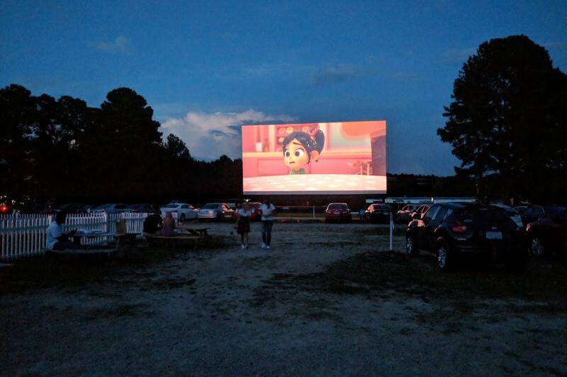 Bring A Blanket To This Historic North Carolina Drive-In That Outlasted Streaming And Still Opens Every Weekend