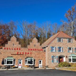 This New Jersey Dutch Bakery Makes A Pastry Run Feel Like A European Detour