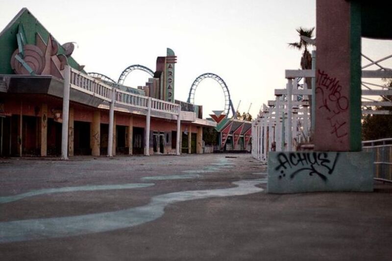 15 Eerie Theme Parks That Went From Family Fun to Abandoned Ruins