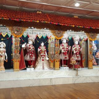 This Peaceful Westborough Hindu Temple Welcomes Everyone to Sunday Prayers and a Free Dinner Afterward