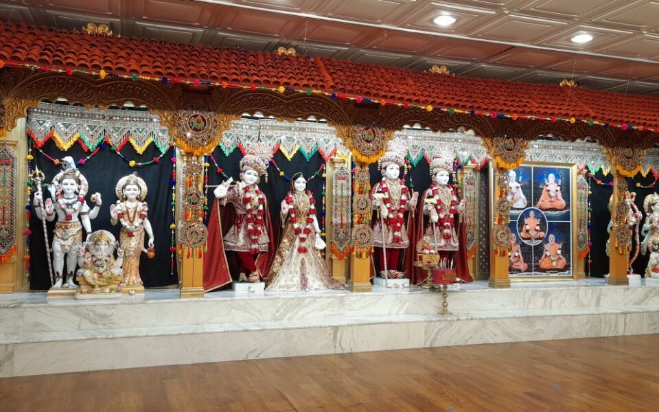 This Peaceful Westborough Hindu Temple Welcomes Everyone to Sunday Prayers and a Free Dinner Afterward