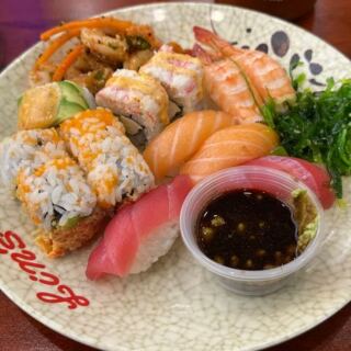 This San Antonio Buffet Keeps the Crab Legs and Fresh Sushi Restocked Where Seafood Lovers Get Real Value