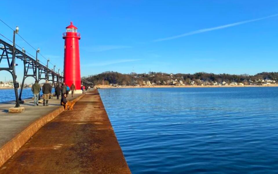 15 U.S. States With the Most Lakes (Ranked)