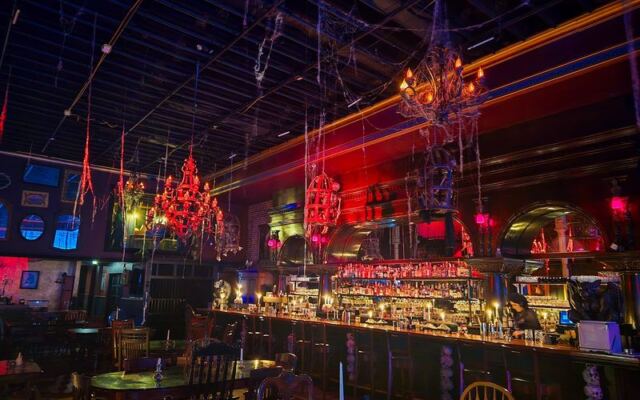Step Inside the Oregon Bar Where a Mad Scientist Serves Spine-Chilling Sips and Escape-Room Thrills