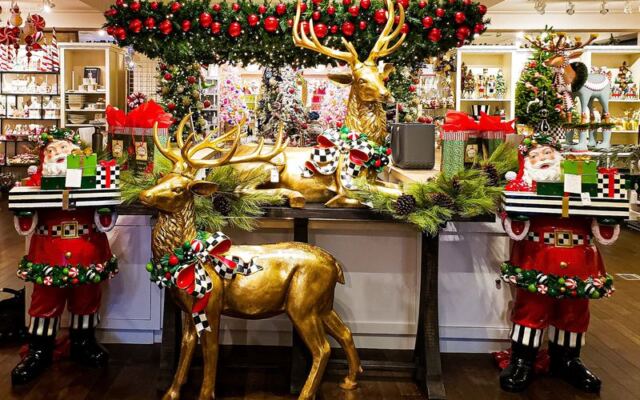 This Tulsa Gift Shop Stays Packed With Christmas Ornaments And Decor All Year Long