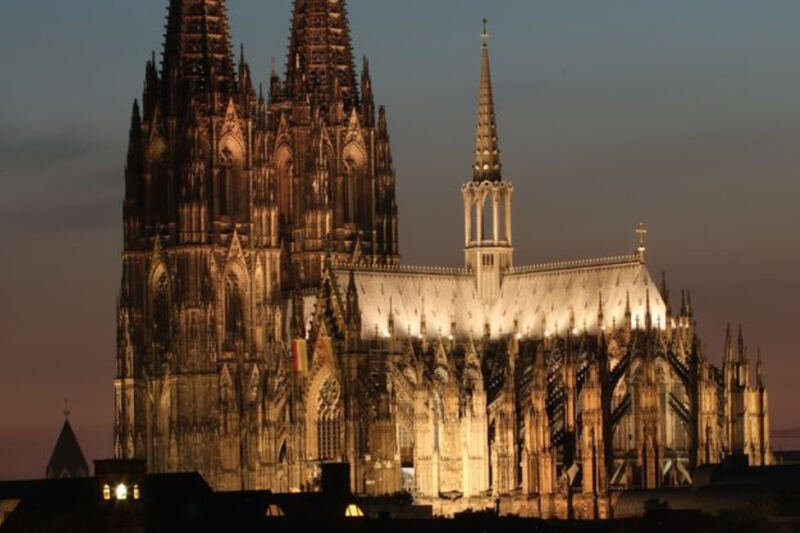 13 Spectacular Gothic Structures From Cathedrals to Grand Palaces