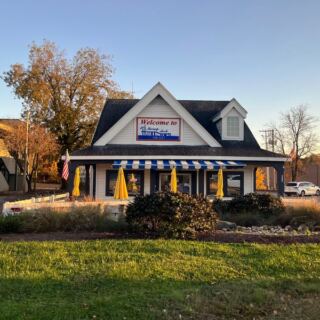 This Knoxville Seafood Market Is Where Tennessee Locals Grab the Freshest Fish, Crab, and Crawfish to Take Home