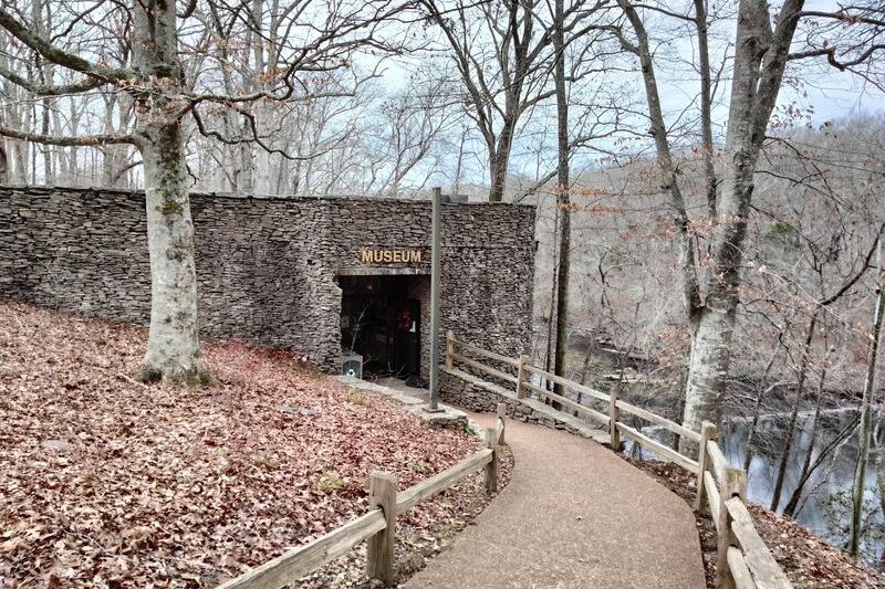 This Completely Free Museum Hidden in a Tennessee Park Keeps Visitors Two Hours Longer Than Planned