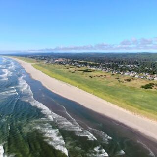 4 Oregon Beaches Where You Can Fill A Pocket With Sea Glass In One Afternoon