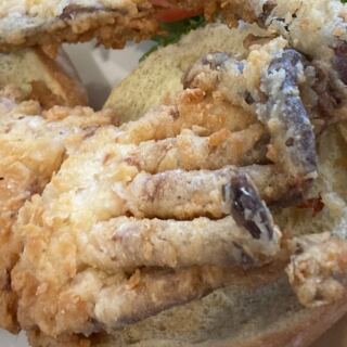 This Under-the-Radar Steinhatchee Seafood Shack in Florida Serves Blue Crab So Fresh Locals Won’t Tell You Where