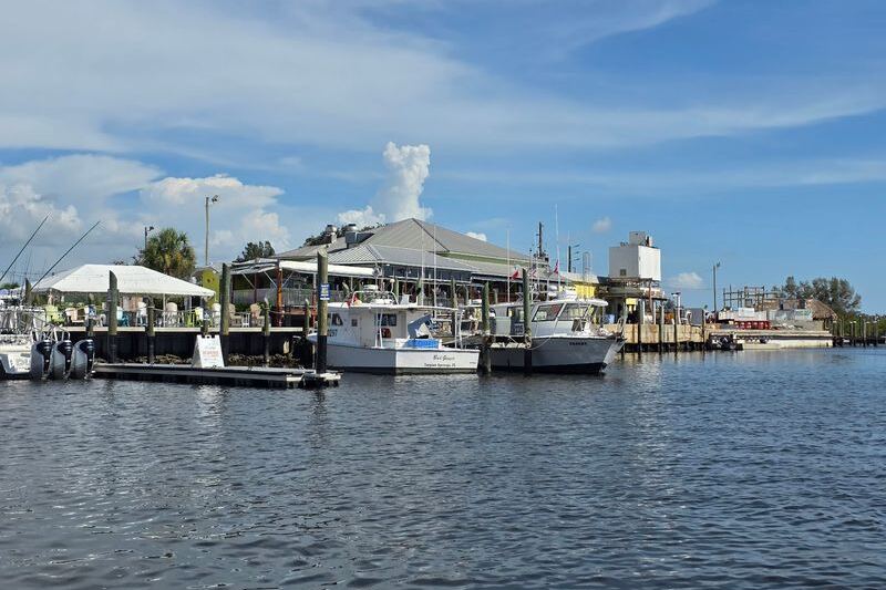 The Seafood at This Tarpon Springs Spot Is So Fresh It Practically Jumps From the Gulf Onto Your Plate
