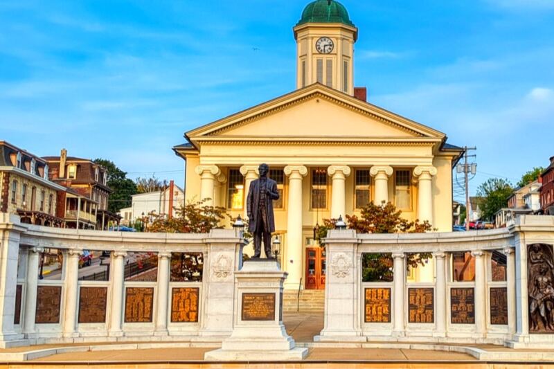 14 Pennsylvania Towns With Beautiful Historic Courthouses
