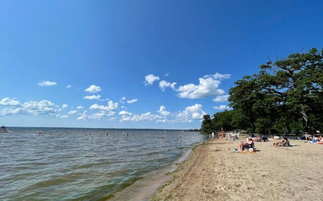 This New York State Park Opens a Sandy Oneida Lake Swimming Beach That Feels Like a Cheap Summer Getaway