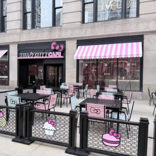 Downtown Illinois Now Has The World’s Largest Hello Kitty Cafe, And It’s Adorable