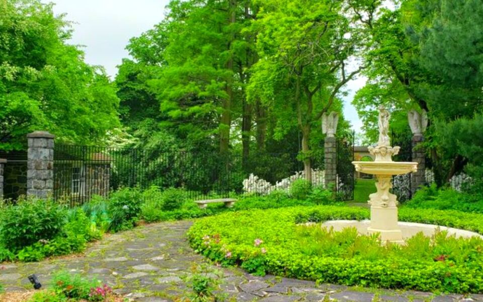 These Elegant Wilmington, Delaware, Gardens Were Designed by One of America’s First Female Landscape Architects