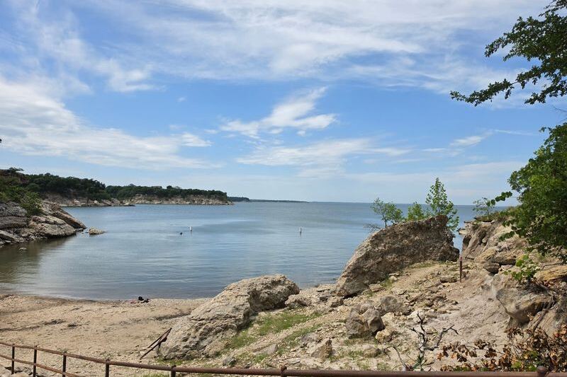 On Texas’s Lake Texoma This State Park Serves Up a Swim Beach, Fossil-Studded Cliff Trails, and Lakeside Camping